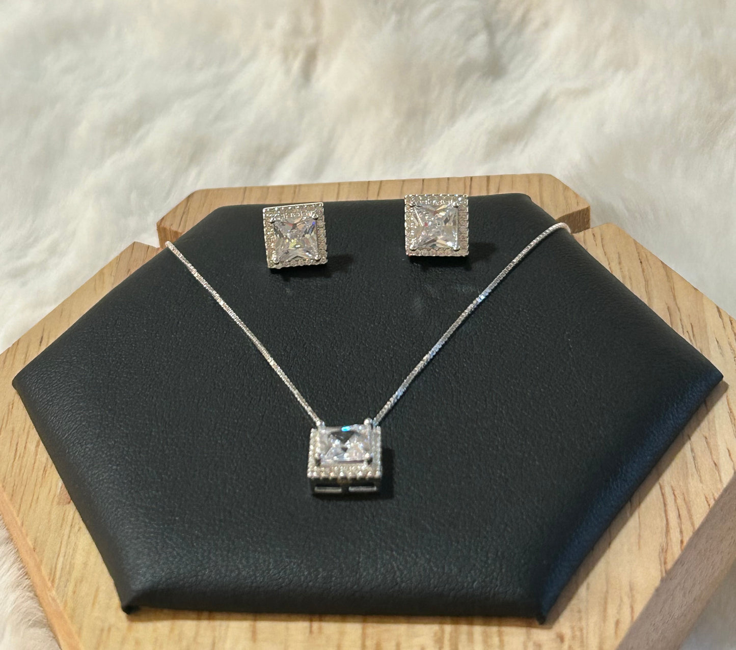 Silver set with square crystal pendant!