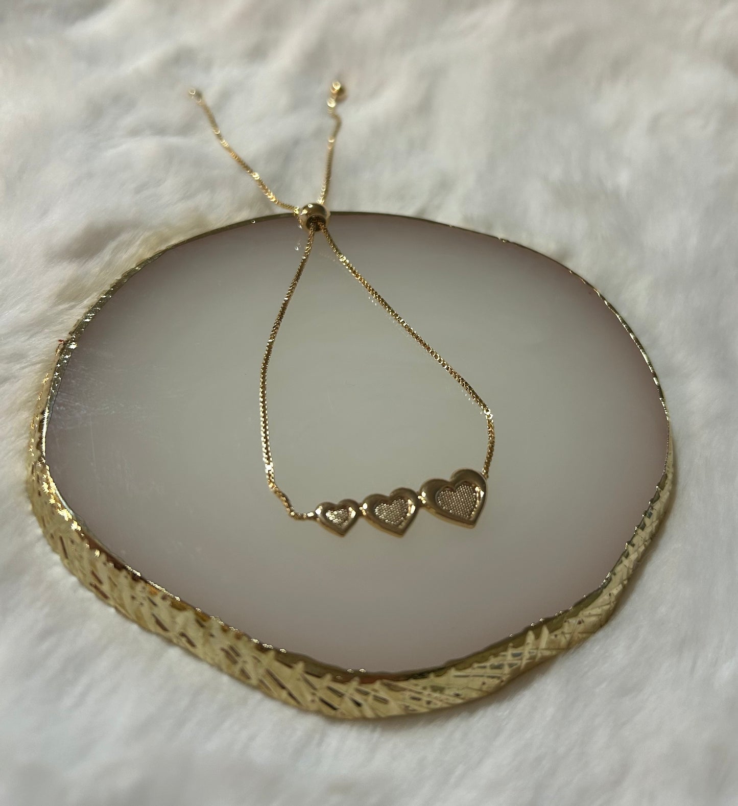 Gold-plated heart bracelet with adjustment