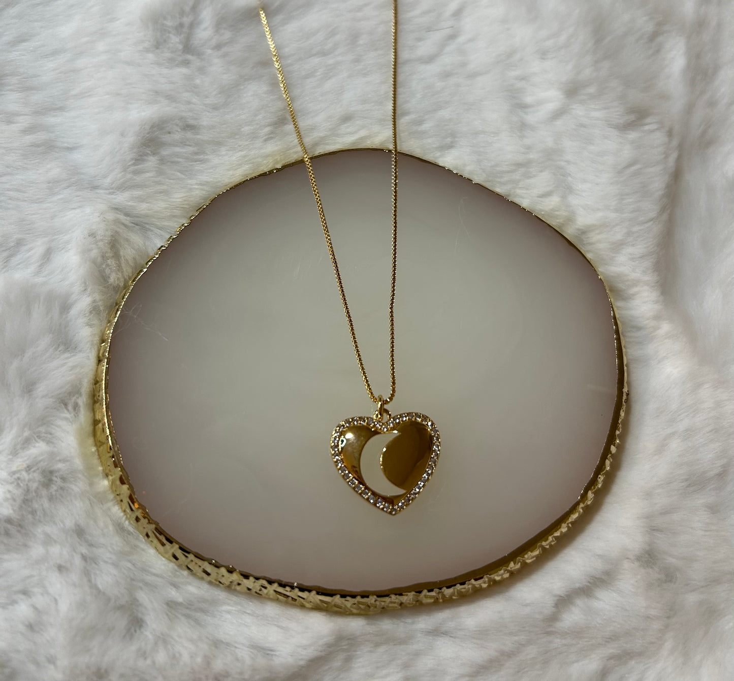 Chain with gold plated heart pendant