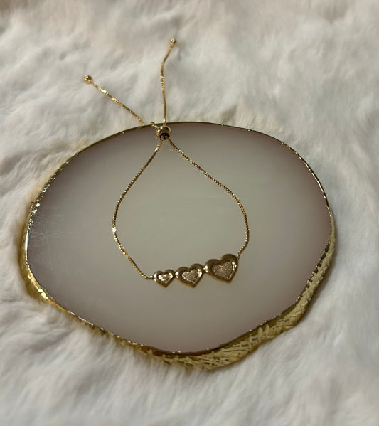 Gold-plated heart bracelet with adjustment