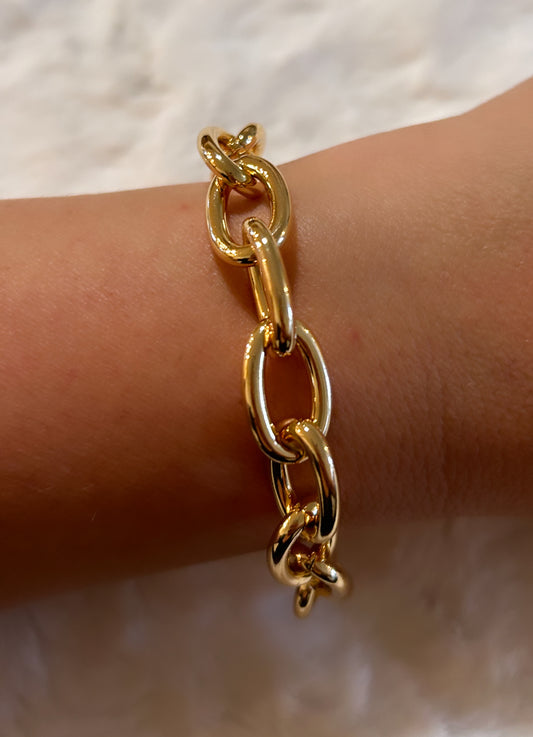 Gold-plated bracelet.