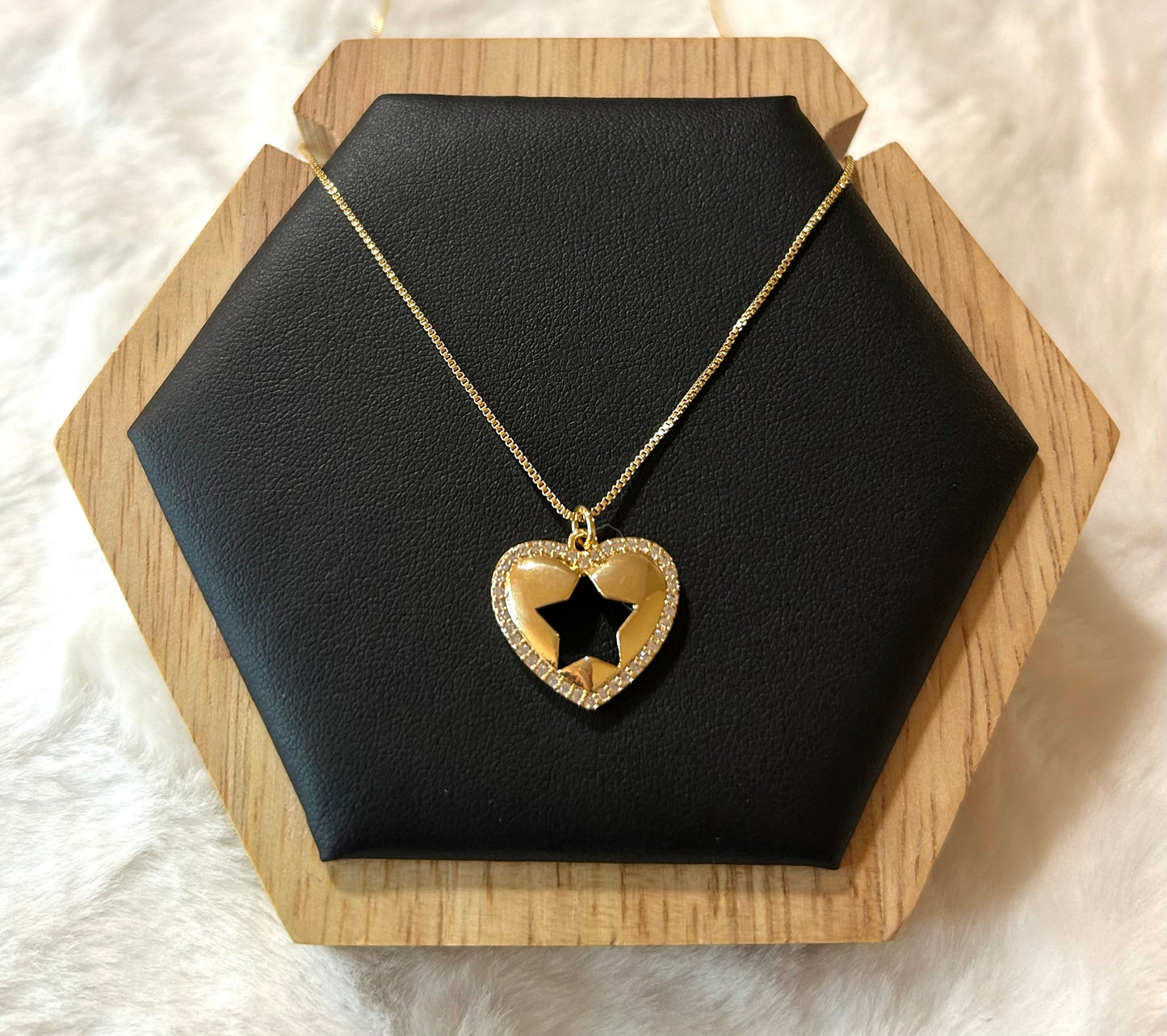 Chain with gold plated heart pendant