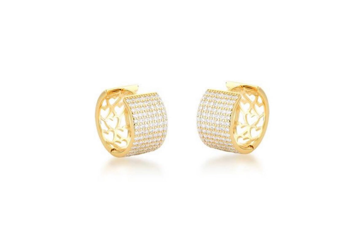 Hoop earring with seven rows of gold-plated zirconia