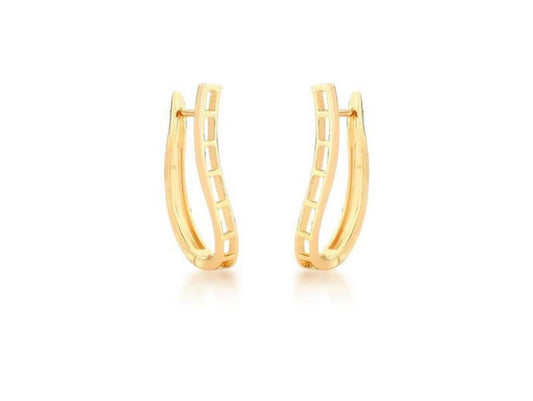 Gold plated hollow oval hoop earring!