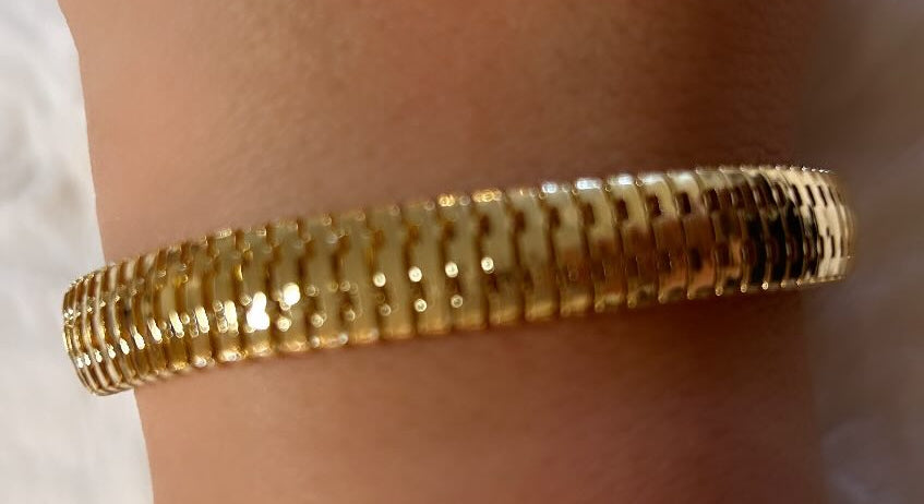 Gold plated laminated bracelet!